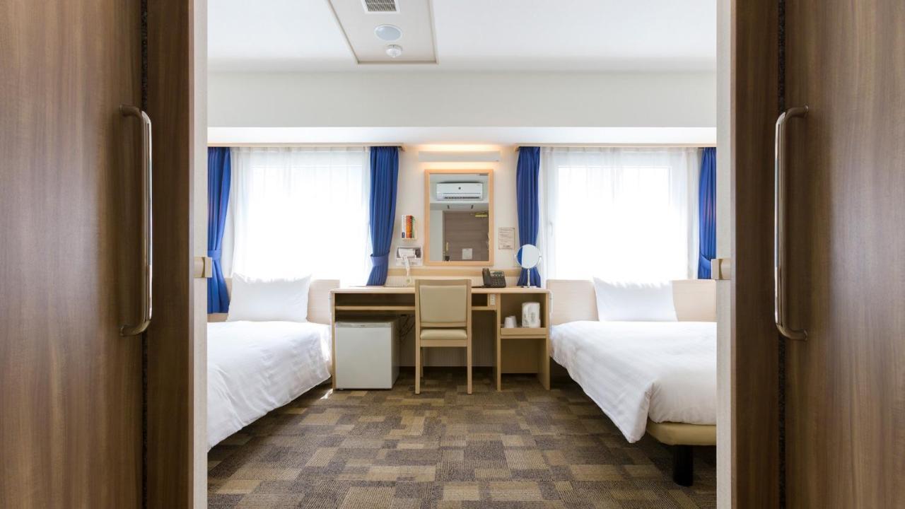 Toyoko Inn Matsudo Eki Higashi Guchi Exteriör bild