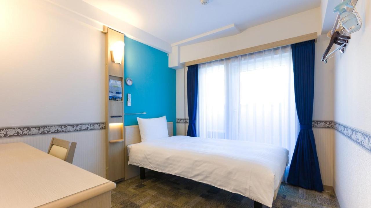 Toyoko Inn Matsudo Eki Higashi Guchi Exteriör bild
